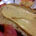 きび砂糖スプレッドをたっぷり塗って召し上がれ